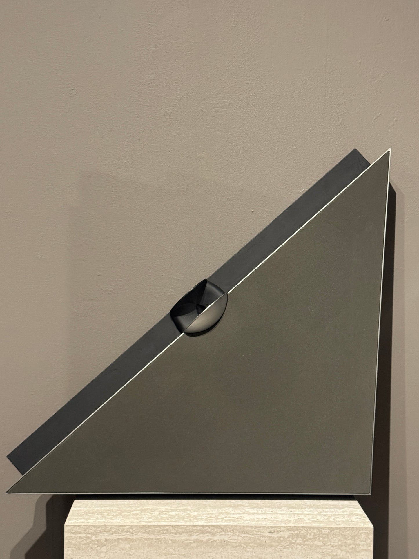 Beolab 10 Bang & Olufsens enastående centerhögtalare