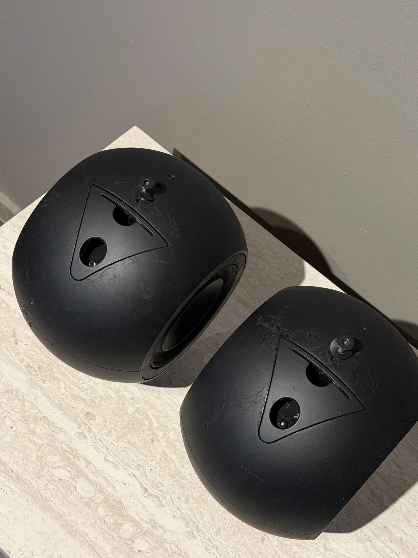 Beolab 3 inkl. väggfäste -