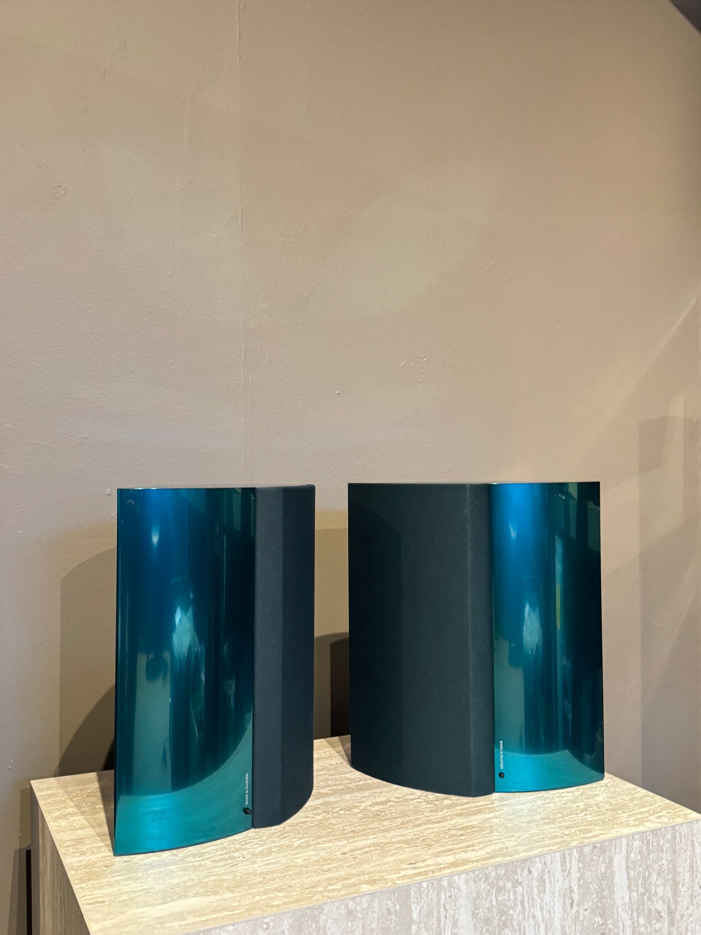 Beolab 4000 Dark green