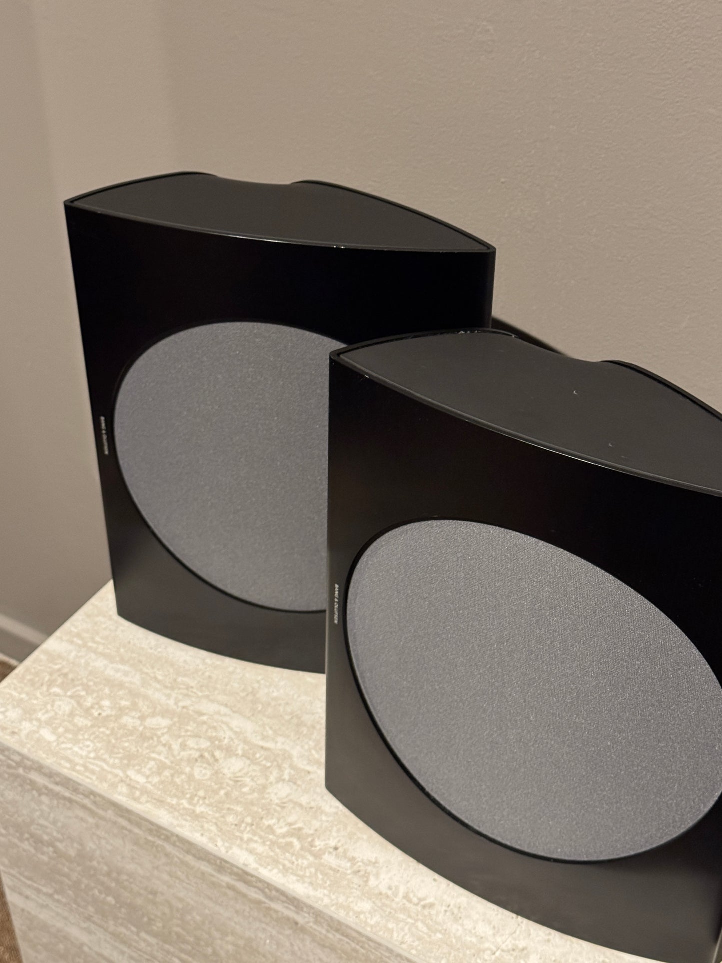 Beolab 17 - Black edition