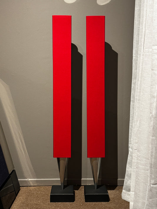 Beolab 8000 MKII - Nya tygfronter & uppdaterad bas!