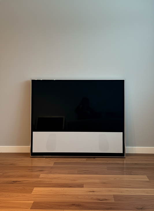 Beovision 11-55 inkl. Beoremote One + väggstativ